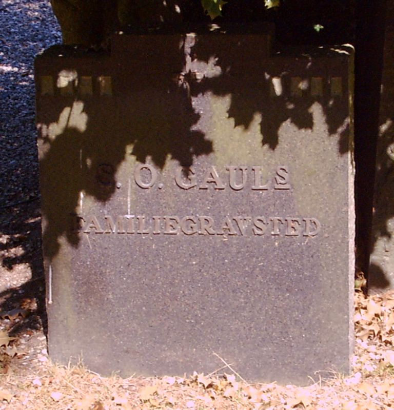 E. O. Gaul'S familiegravsted.JPG
